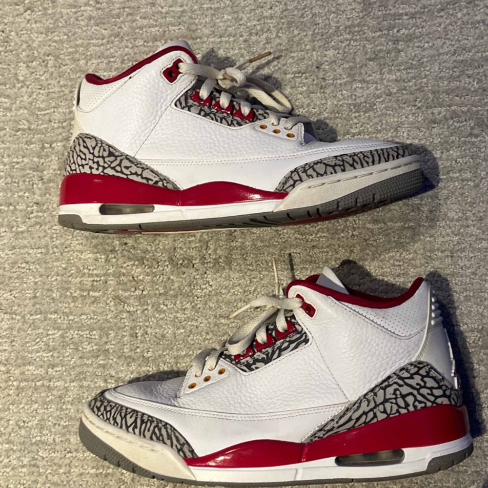 Air Jordan 3 Retro ‘Cardinal Red’ Size 9